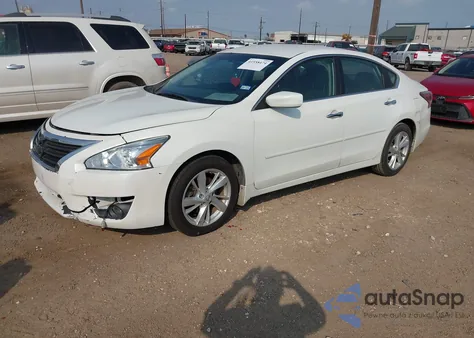 2015 Nissan Altima 2.5 Sv z USA, uszkodzony, nr VIN 1N4AL3AP6FC242927